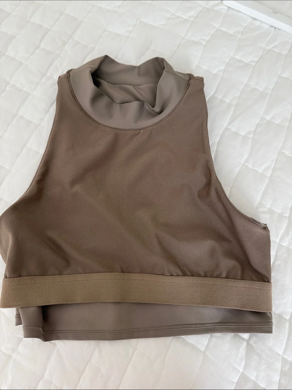 ALO Yoga Airlift Fuse High Neck Crop Bra Tank in Gravel